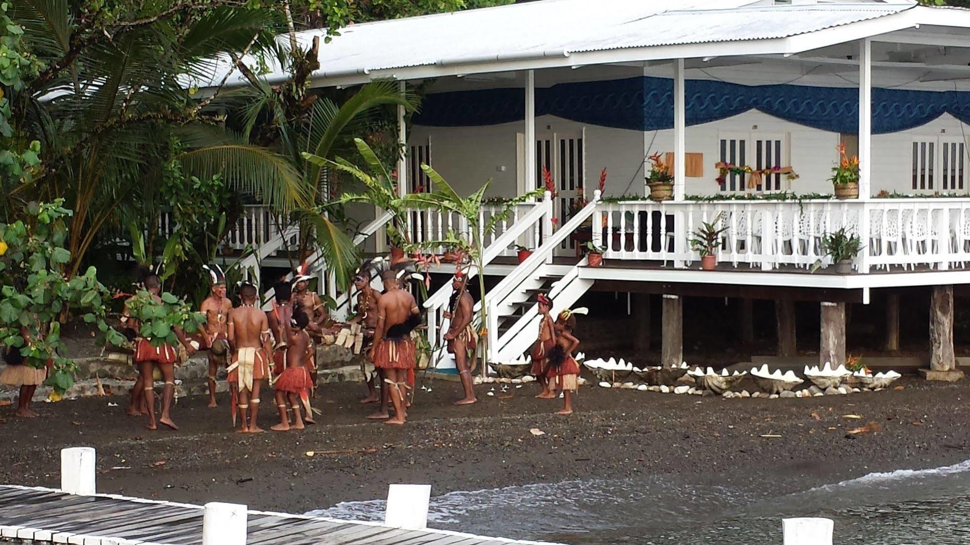 Driftwood Resort Alotau Exterior photo